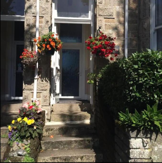 Bright 2 Bedroom Apartment Near Seafront Central Penzance Exterior foto
