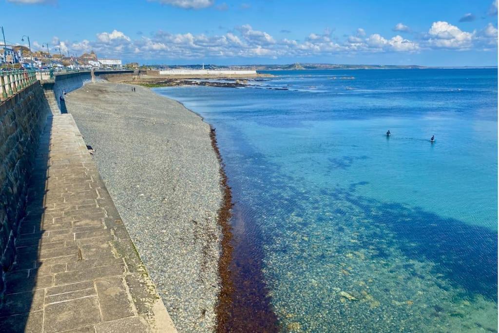 Bright 2 Bedroom Apartment Near Seafront Central Penzance Exterior foto